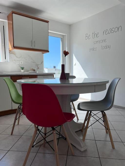 Sunny Apartment For Couples & Friends In Centre Heraclión Exterior foto