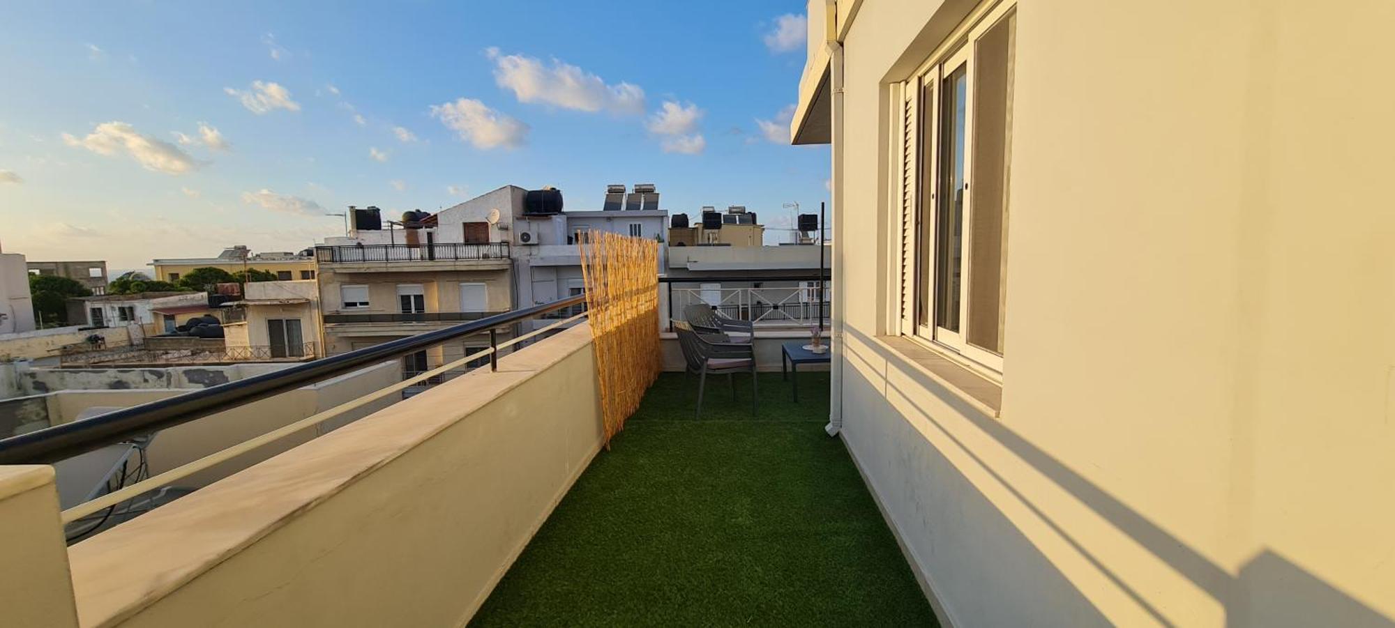 Sunny Apartment For Couples & Friends In Centre Heraclión Exterior foto
