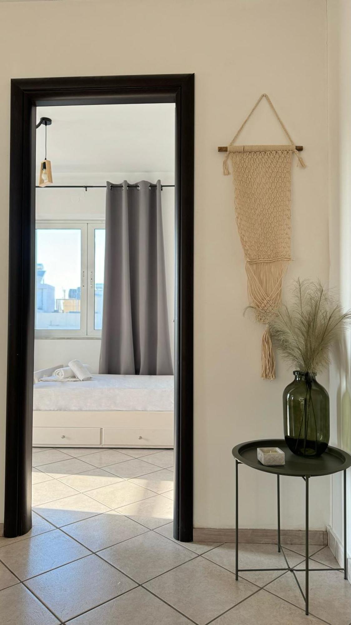 Sunny Apartment For Couples & Friends In Centre Heraclión Exterior foto