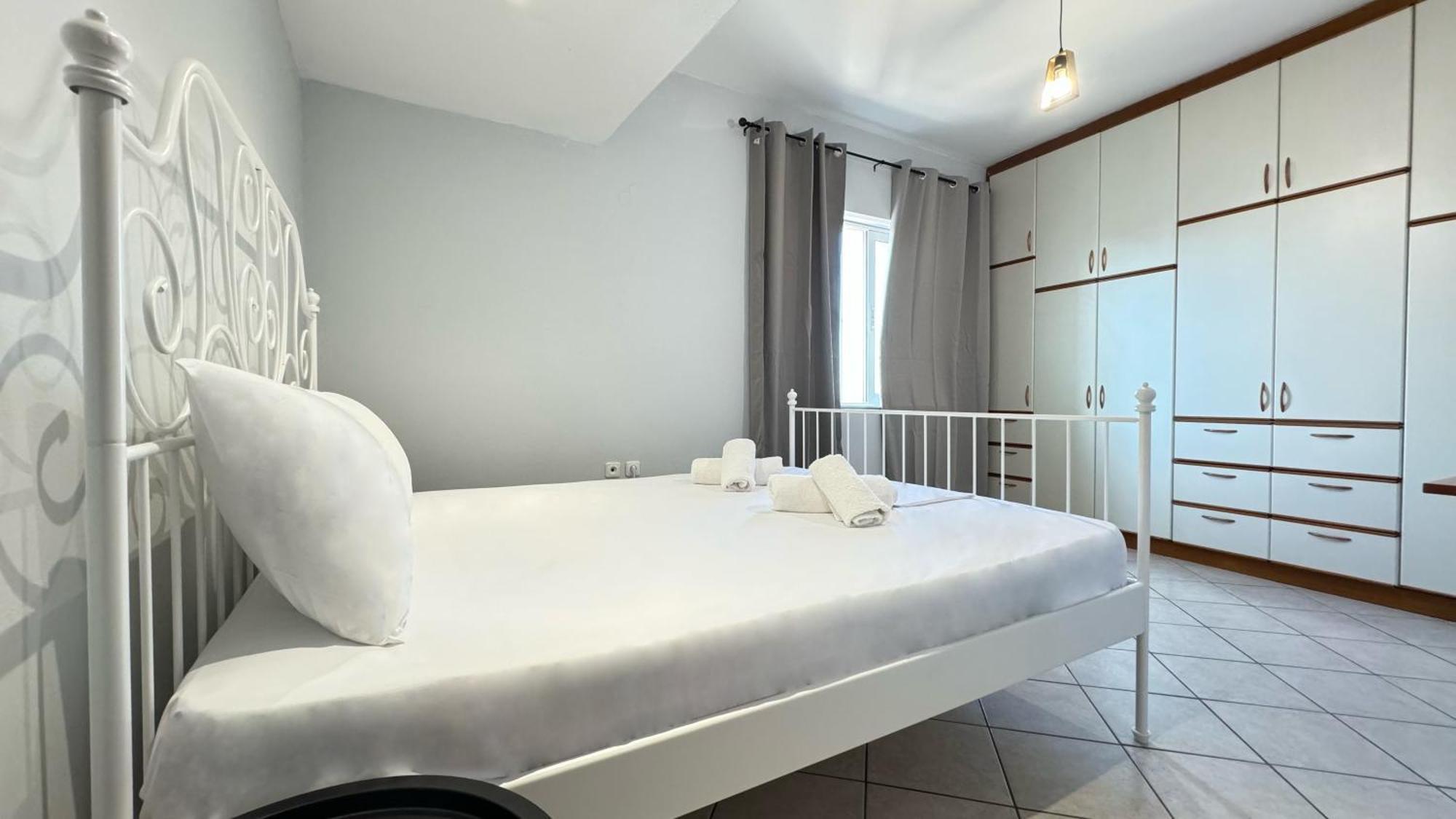 Sunny Apartment For Couples & Friends In Centre Heraclión Exterior foto